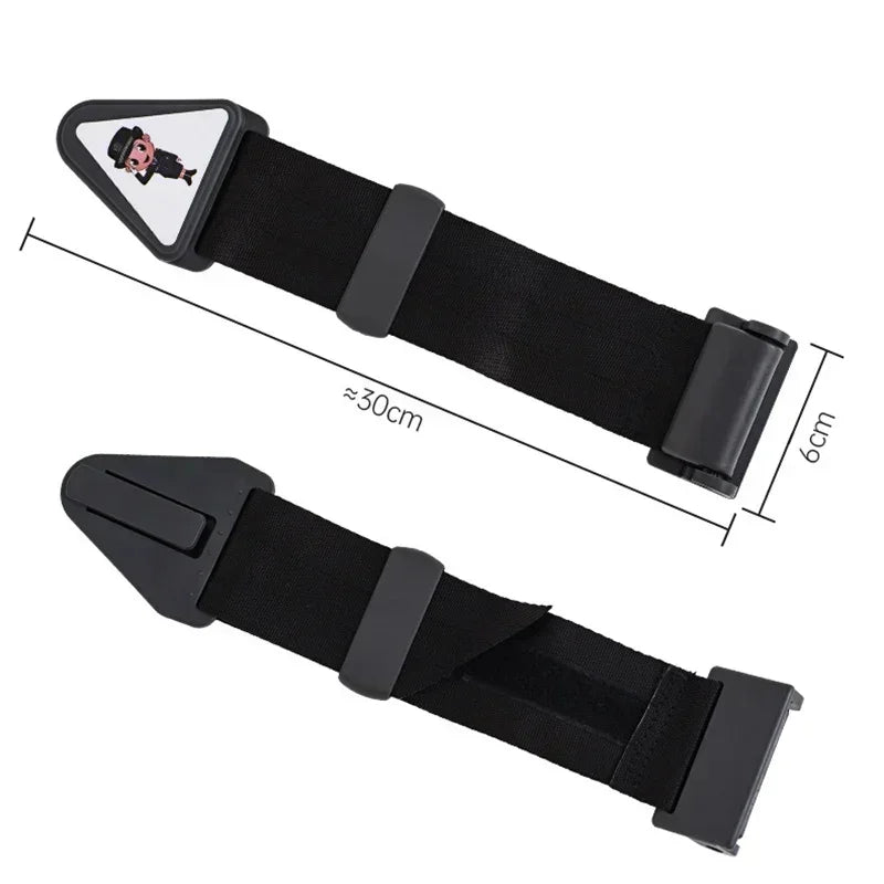 Black child seatbelt adjuster strap showing dimensions of 30 cm length and 6 cm width on a white background