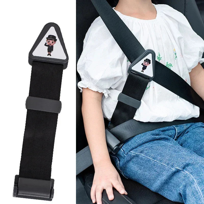 Black child seatbelt adjuster strap showing dimensions of 30 cm length and 6 cm width on a white background